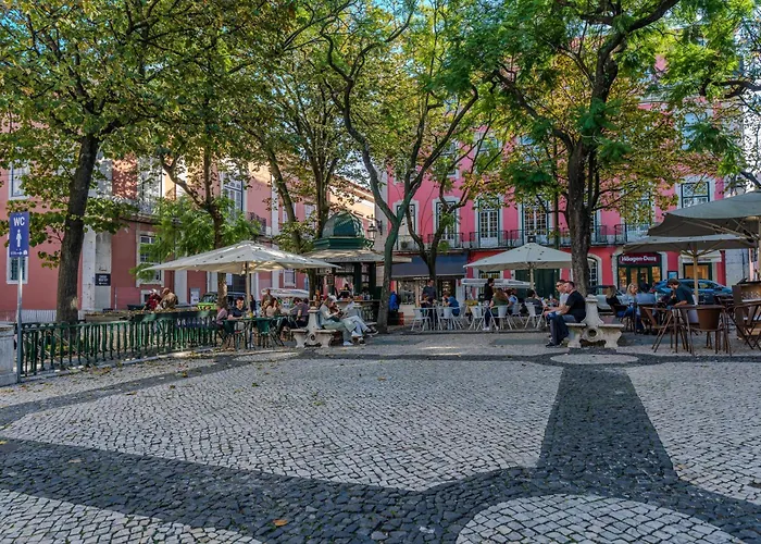 With Great View Lisbona