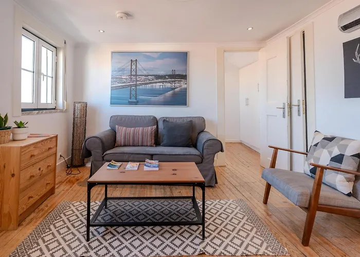 Appartamento With Great View Lisbona